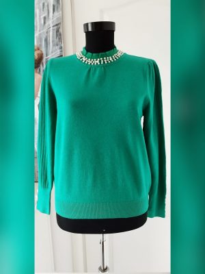 Pulover din tricot moale cu perle decorative